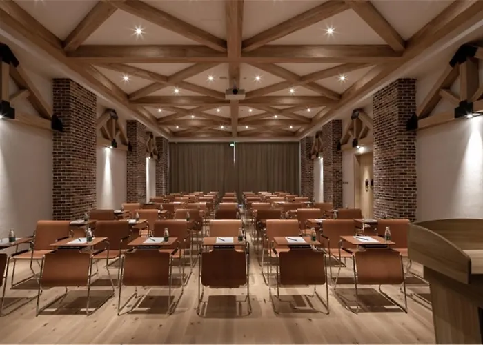 Moonlo Hotel