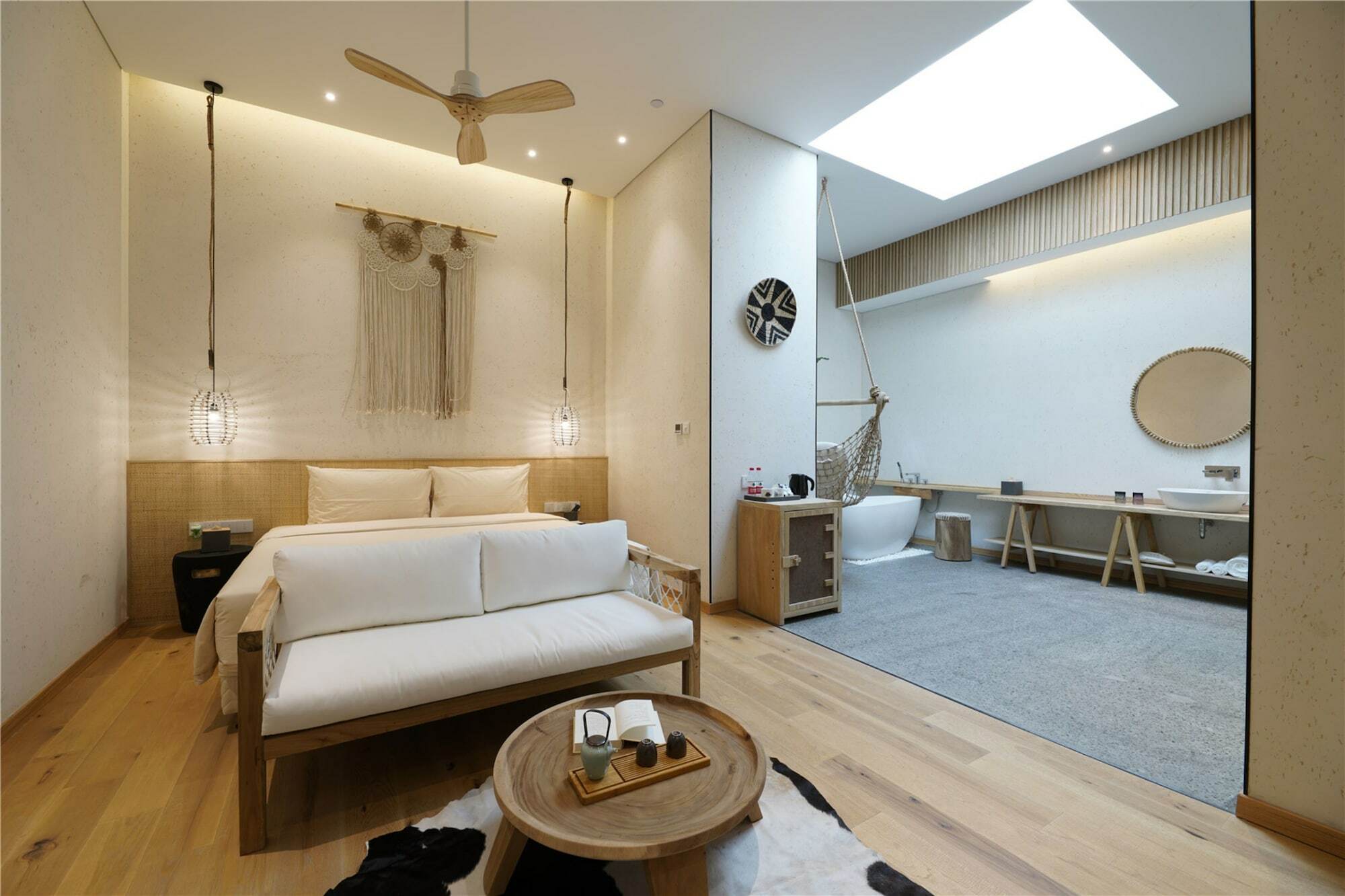 Moonlo Hotel 4*